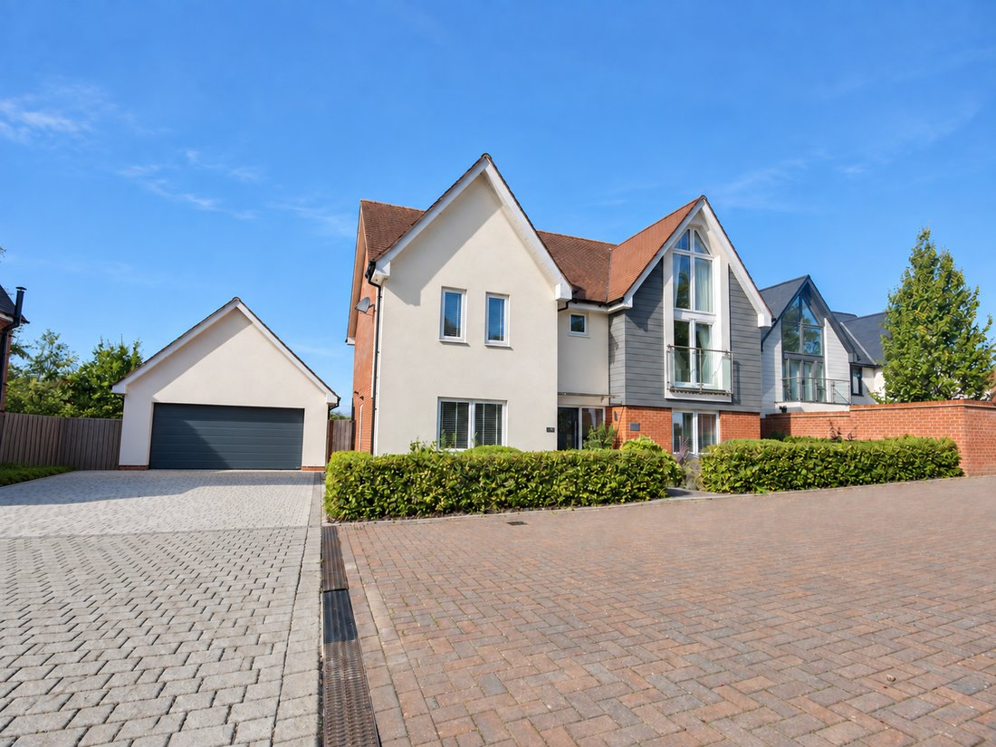 House in Romsey, England 2 - 17928355