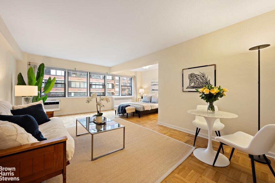 Co Op in New York, New York, United States 1 - 18934803