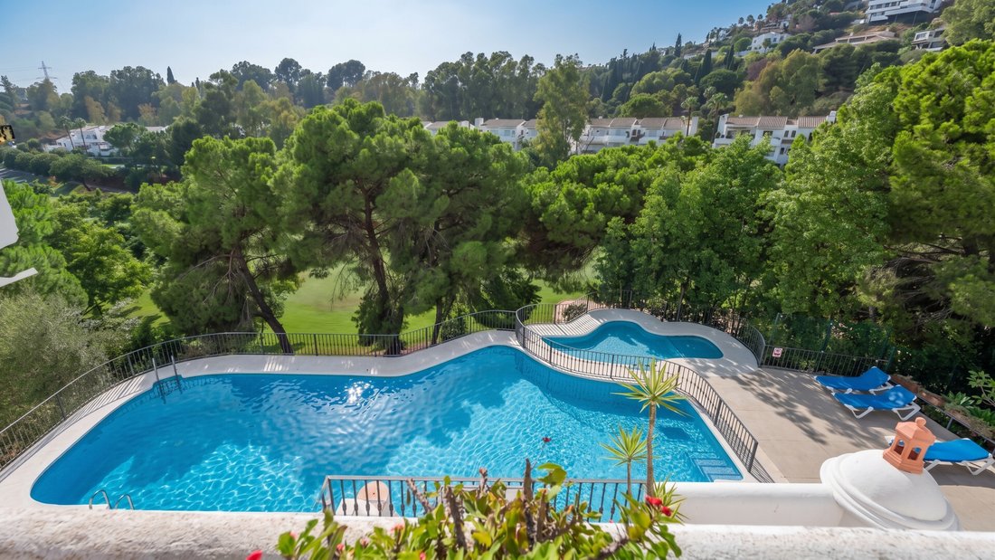 Townhouse in La Quinta, Benahavis, Andalusia 2 - 18935247