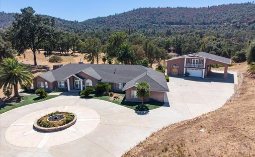 House in Oakhurst, California, United States 1