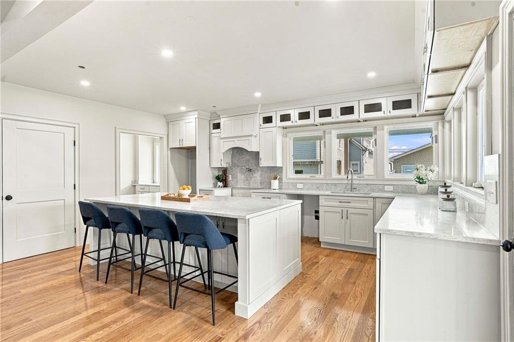 House in Warwick, Rhode Island, United States 3 - 18933407