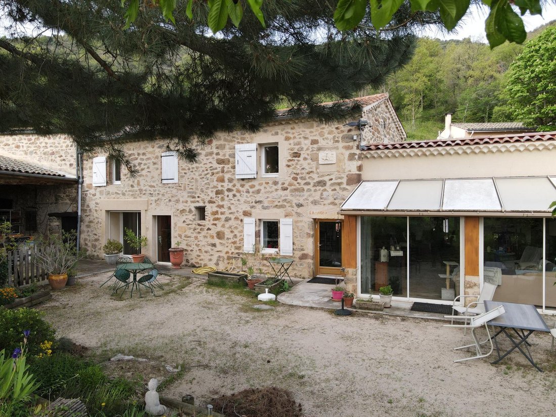 House in Saint-Georges-les-Bains, Auvergne-Rhône-Alpes, France 1 - 18935279