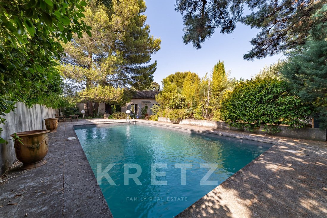 Villa in Charbonnières-Montagnié, Villeneuve-lès-Avignon, France 5 - 16155347