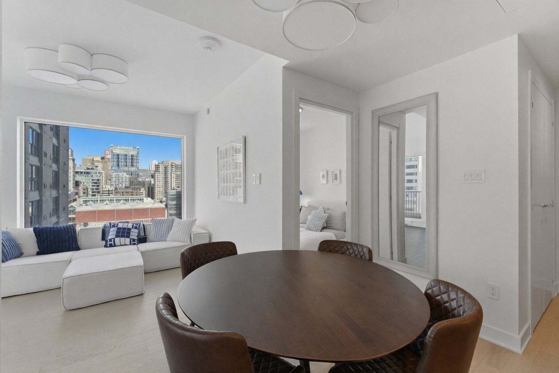 Condo in Montréal, Quebec, Canada 3 - 18935331