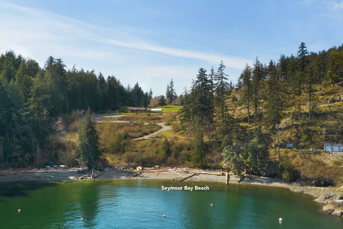 House in Bowen Island, British Columbia, Canada 2 - 18247669
