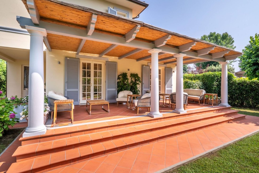 Villa in Vittoria Apuana, Forte dei Marmi, Tuscany 3 - 18936200