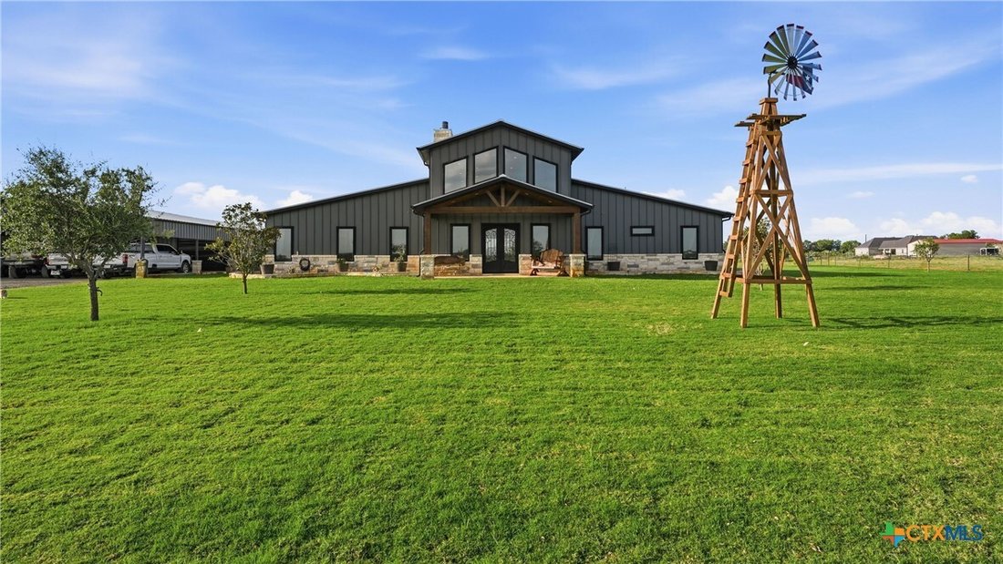 House in Adkins, Texas, United States 2 - 18934419