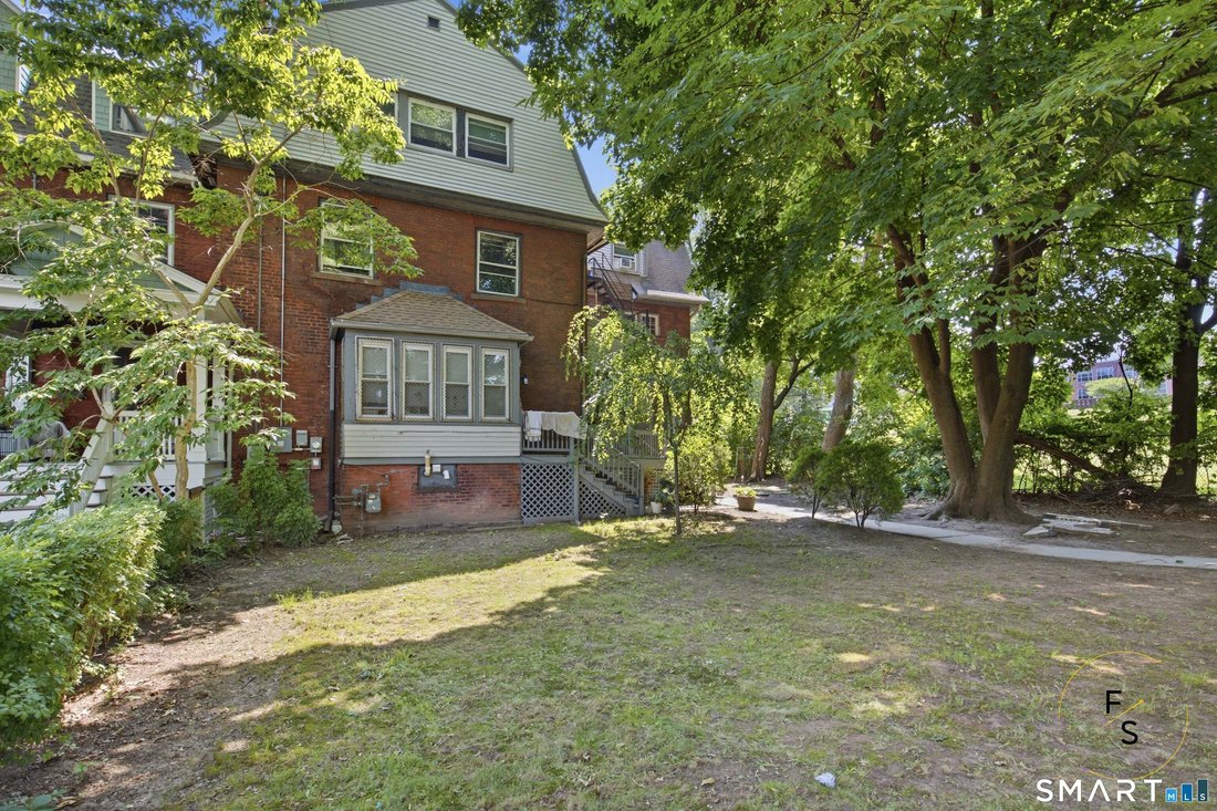 Hartford, Connecticut, United States 4 - 18933557