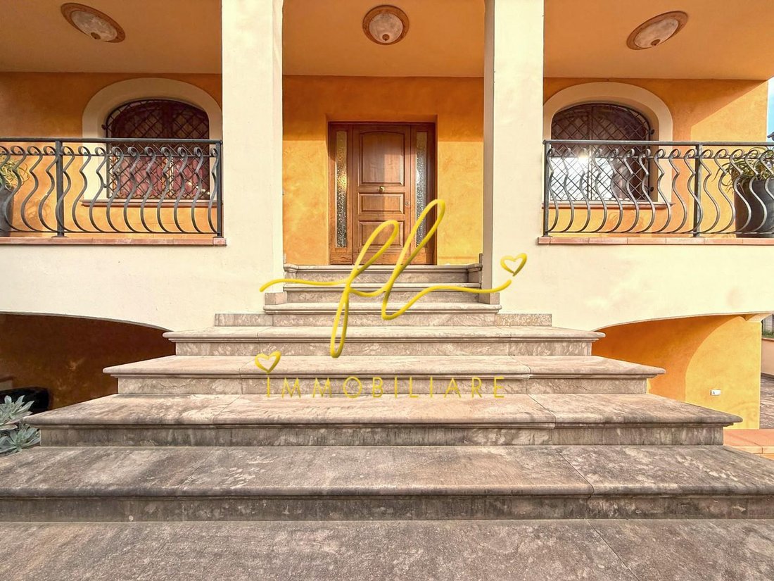 Villa in Cecina Centro, Cecina, Tuscany 1 - 18934591