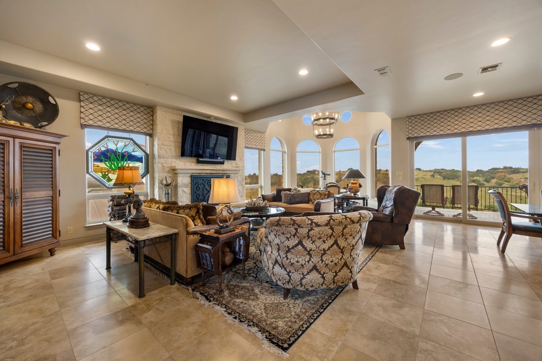 Farm Ranch in Ingram, Texas, United States 5 - 18935326