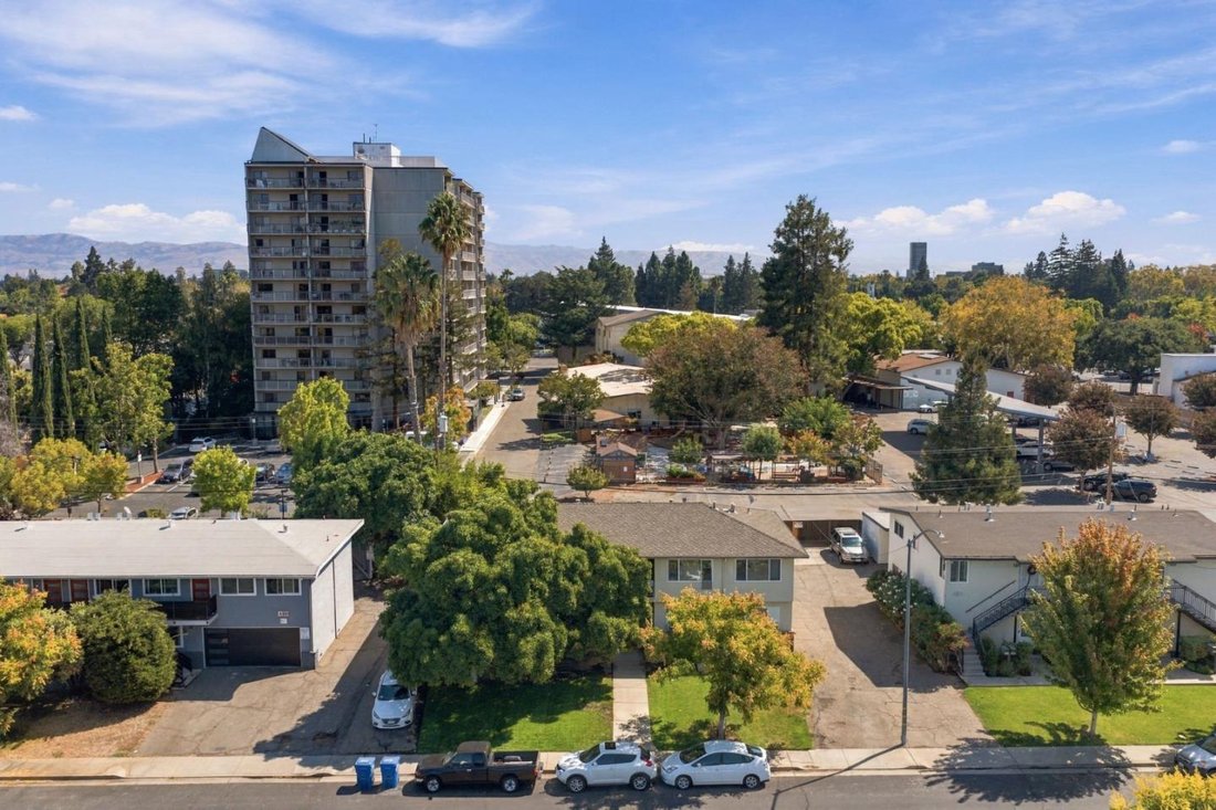 Campbell, California, United States 3 - 18933931