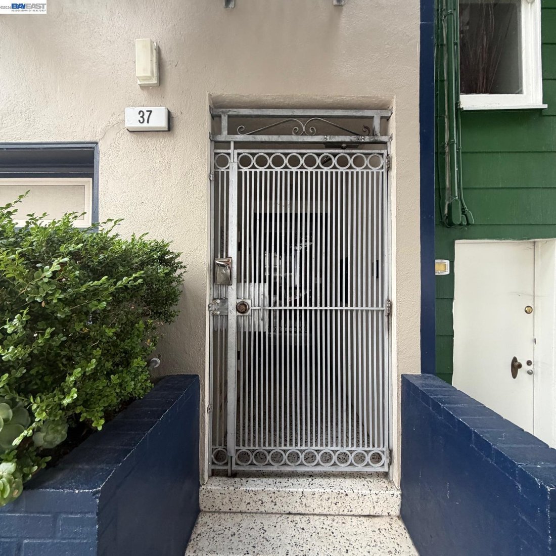 San Francisco, California, United States 5 - 18933928