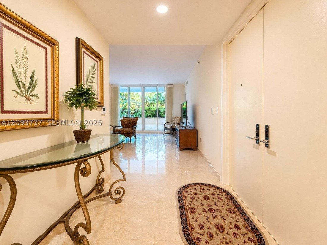 Condo in Key Biscayne, Florida, United States 3 - 18934327