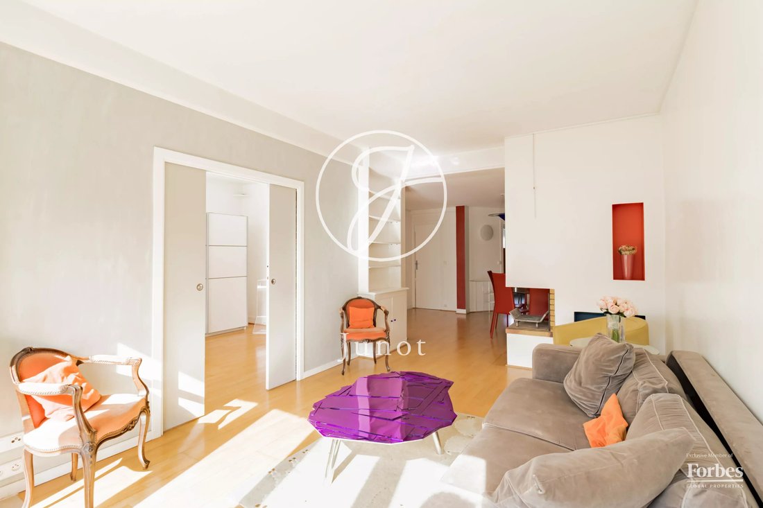 Apartment in Courcelles-Wagram, Paris 17e Arrondissement, Paris 2 - 18935503