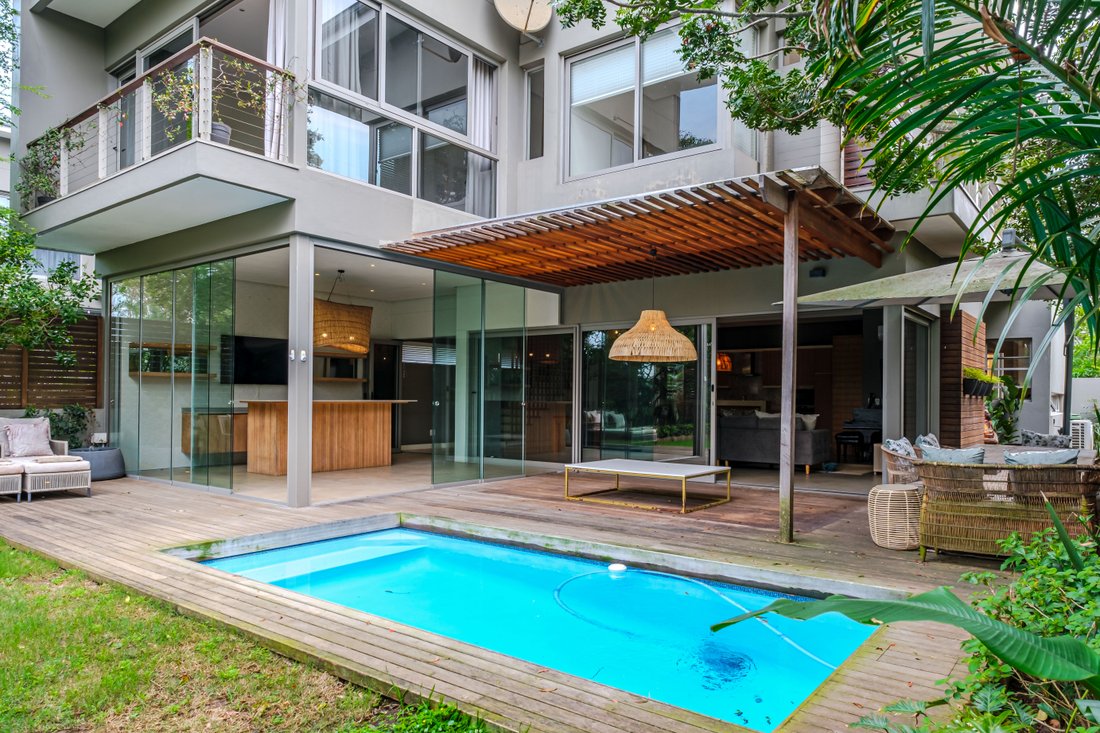 Townhouse in Brettenwood Coastal Estate, KwaZulu-Natal, South Africa 1 - 18932743