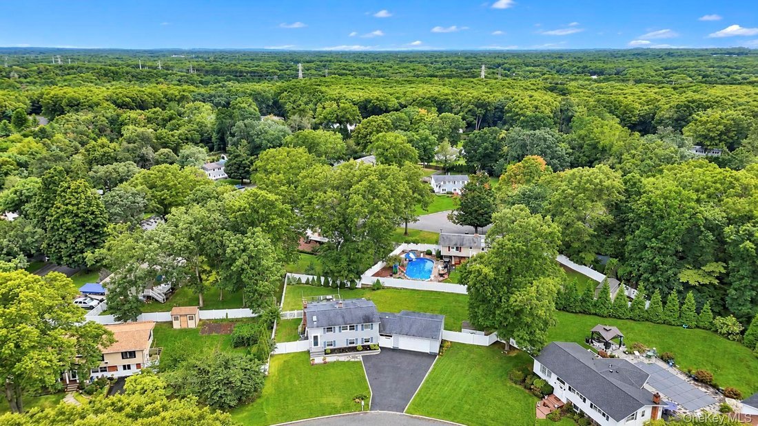 House in Setauket- East Setauket, New York, United States 3 - 18933372