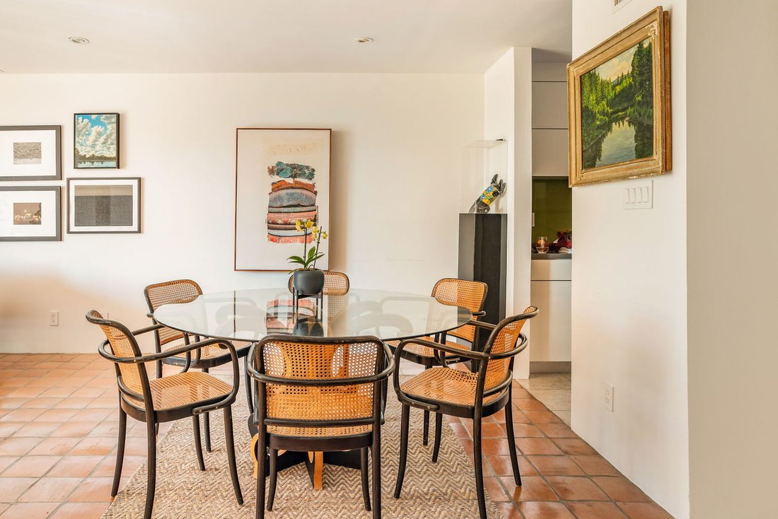 Condo in Los Angeles, California, United States 5 - 18934969