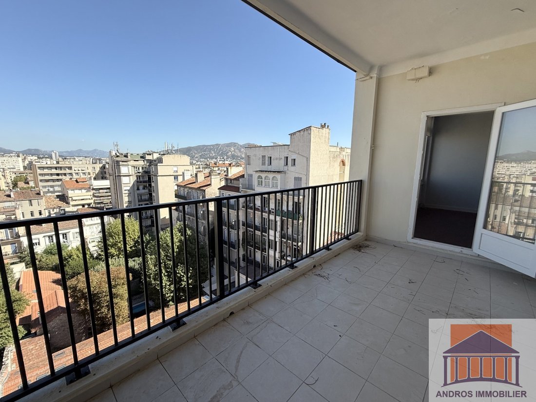 Apartment in Pointe Rouge, 8e Arrondissement, Marseille 2 - 18935343