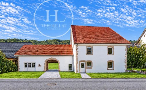 House in Haute-Ajoie, Jura, Switzerland 1