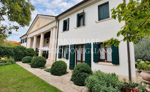 Villa in Saint Pelayo, Treviso, Italy 1