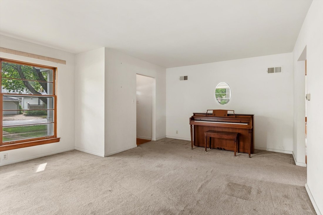 Land in Naperville, Illinois, United States 3 - 18932894
