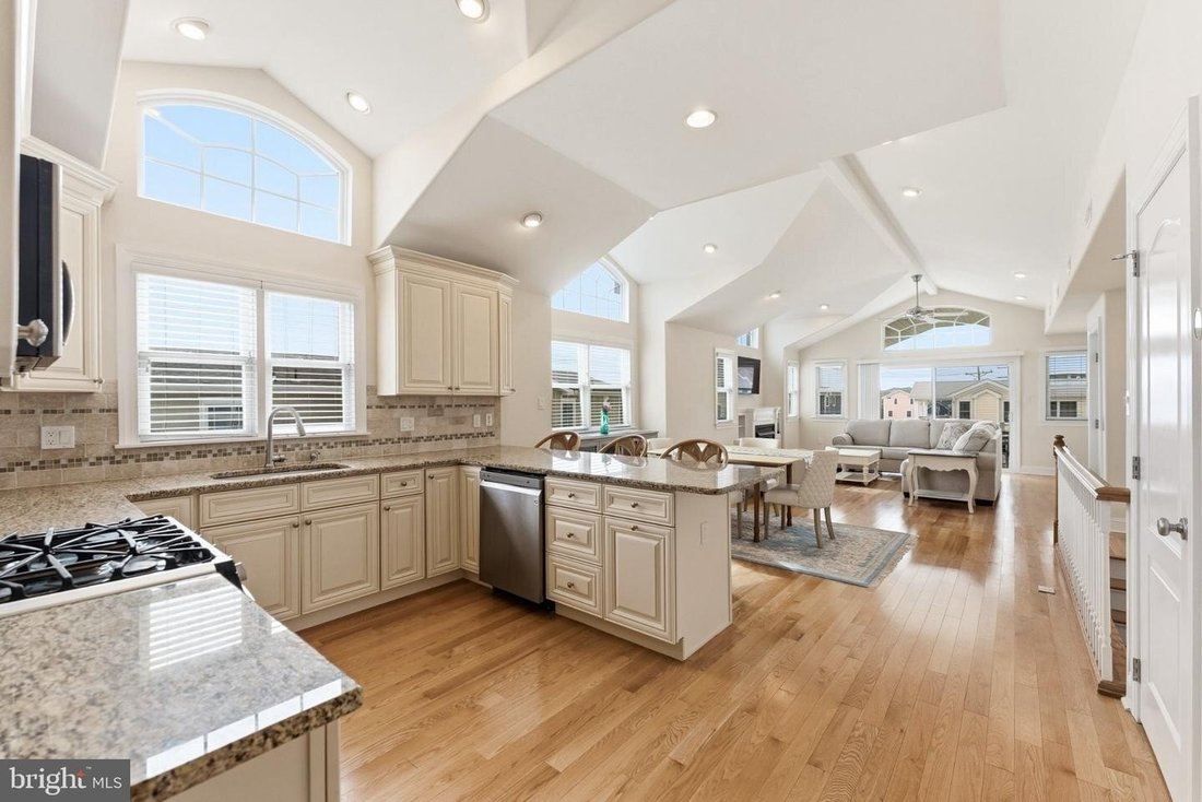 Townhouse in Sea Isle City, New Jersey, United States 5 - 18936613