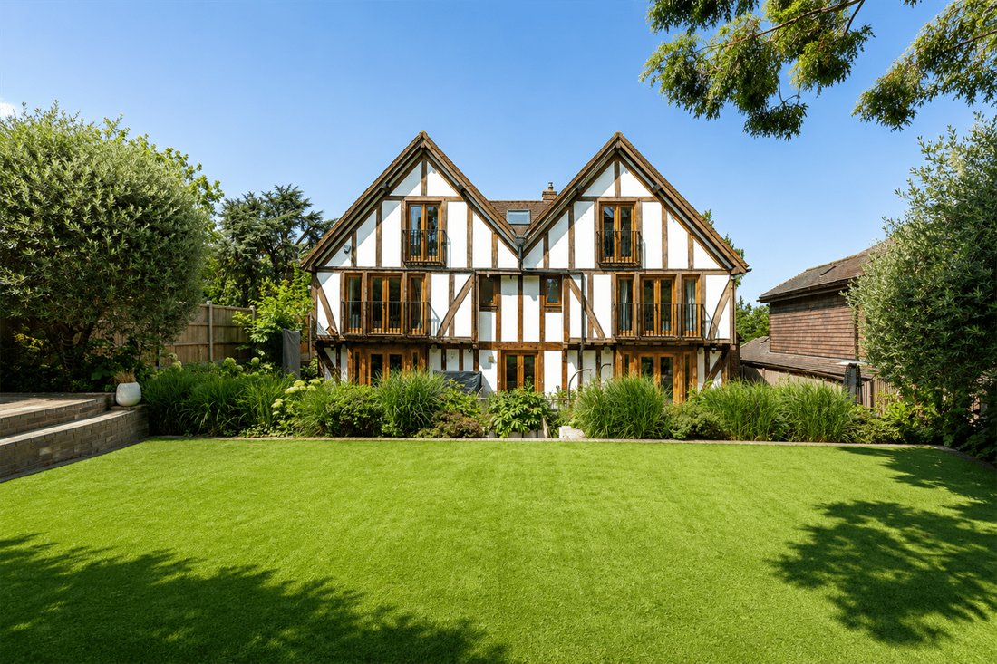 House in High Beech, Loughton, England 1 - 18930738