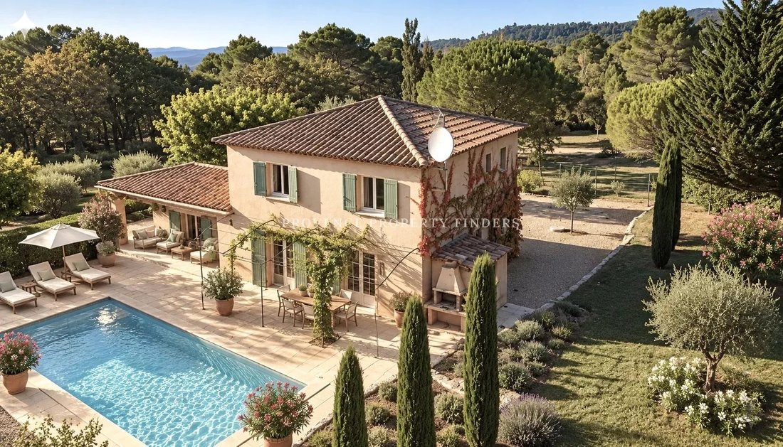 House in Tourtour, Provence-Alpes-Côte d'Azur, France 1 - 16246963