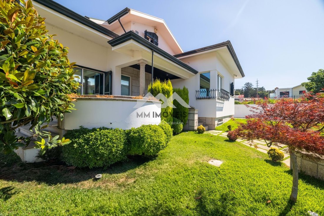 Villa in Gondomar (Sao Cosme), Valbom e Jovim, Porto District, Portugal 5 - 16015950