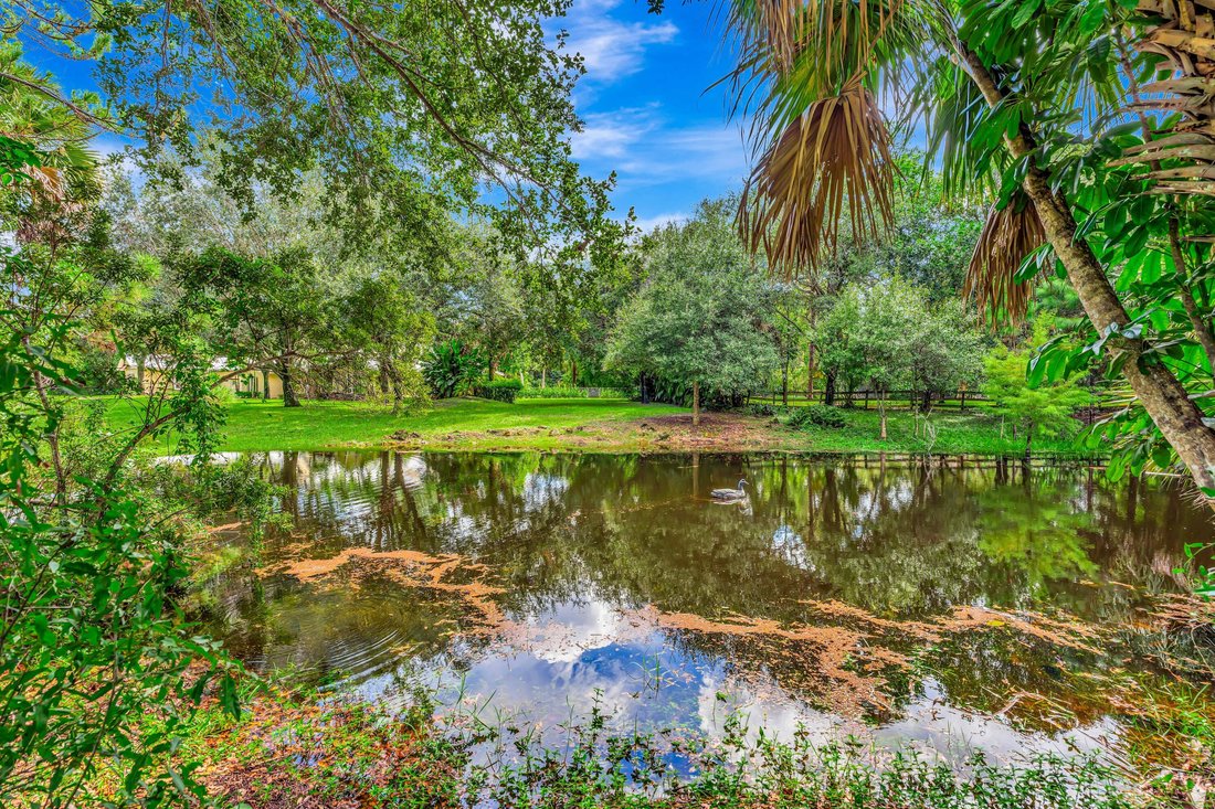 Land in Palm Beach Gardens, Florida, United States 2 - 18936602