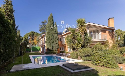 Chalet à Hortaleza, Madrid, Espagne 1