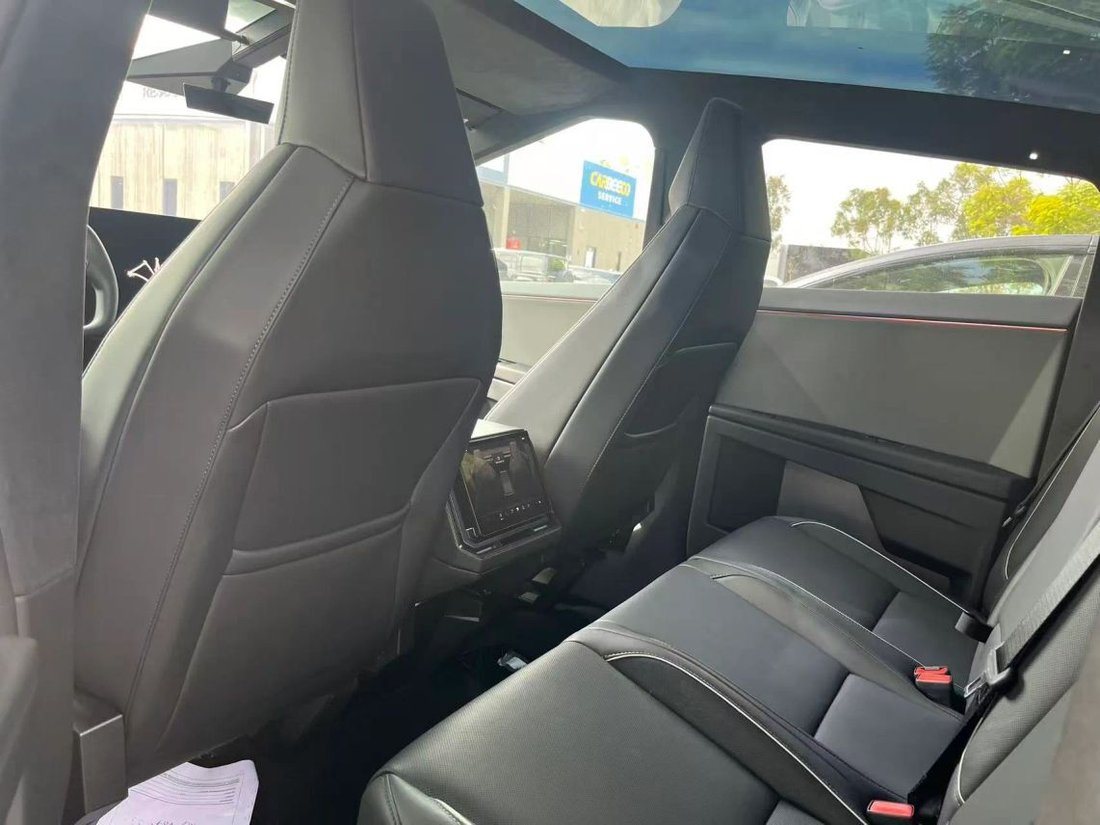 Pickup in Costa Mesa, CA, United States 4 - 18932253