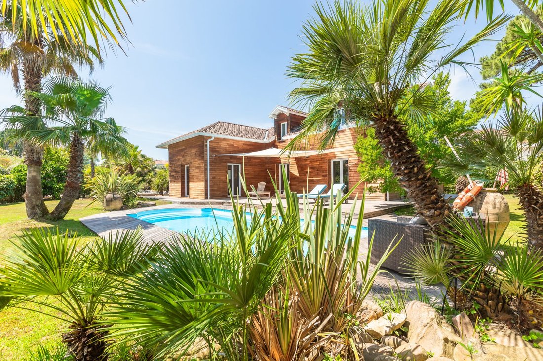 House in Anglet, Nouvelle-Aquitaine, France 1 - 16759473