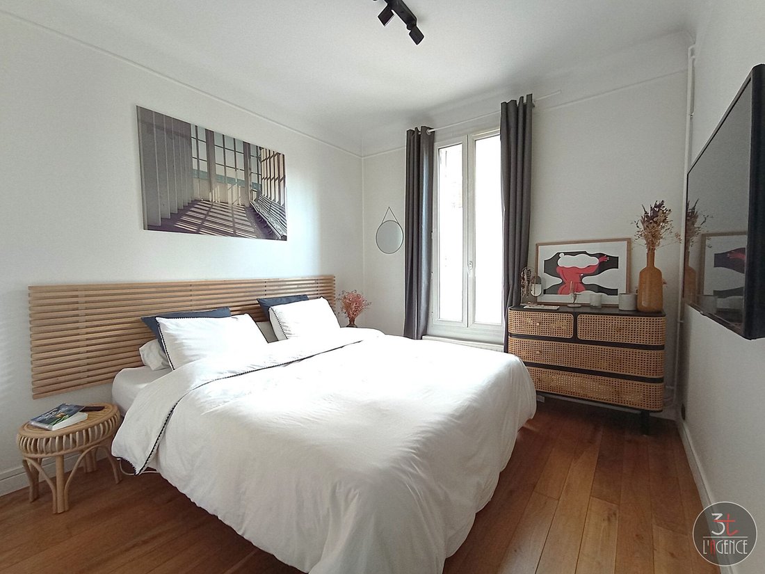 Apartment in Arrondissement of Bobigny, Ile-de-France, France 4 - 18936502