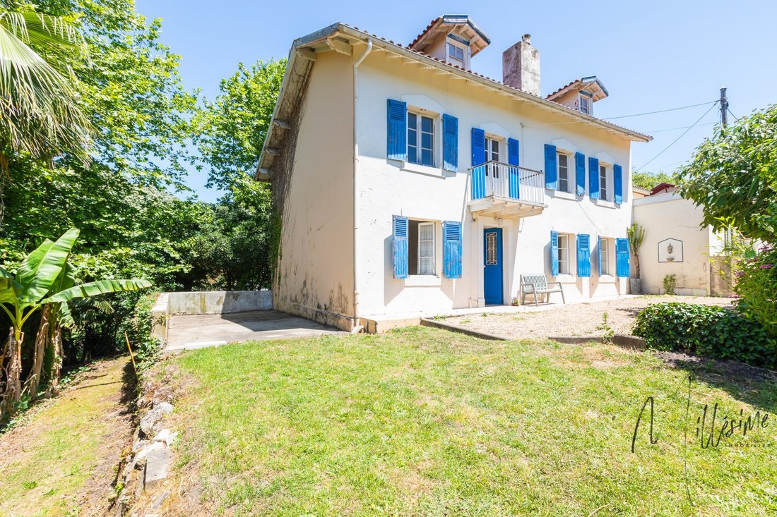House in Biarritz, Nouvelle-Aquitaine, France 1 - 18195589