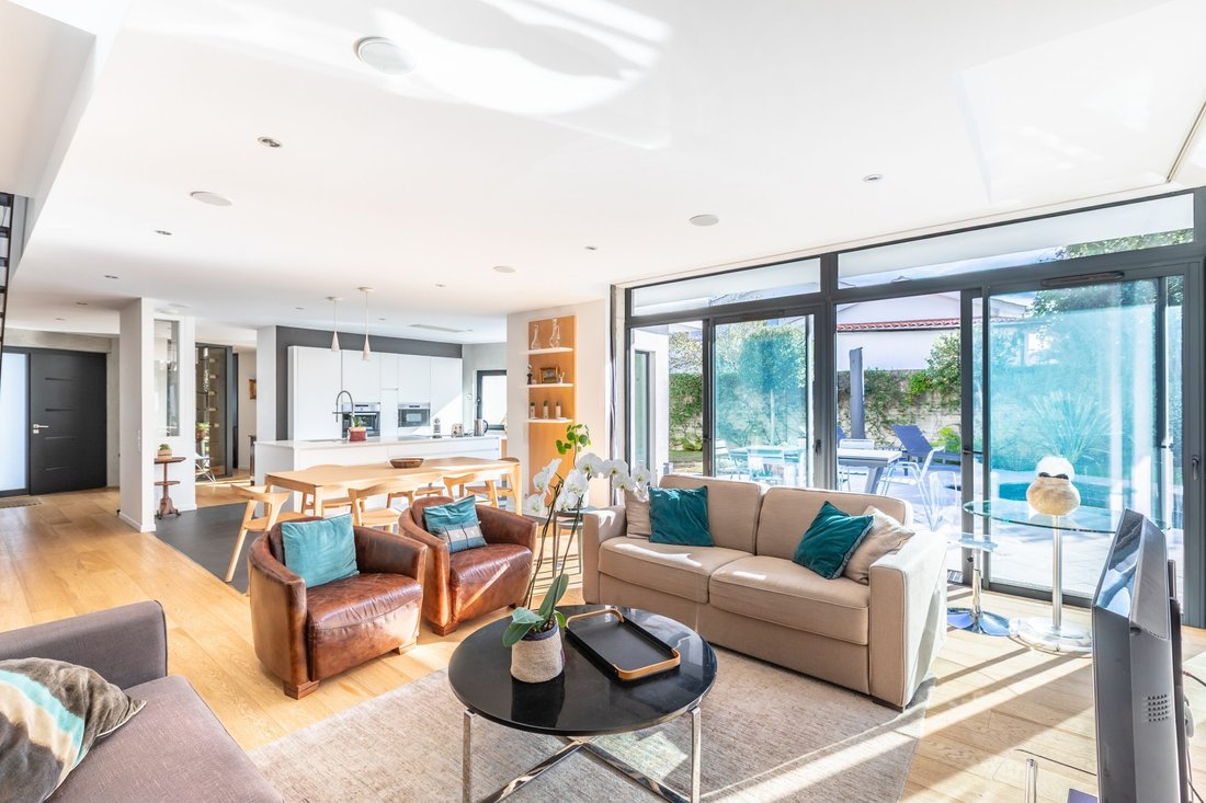 House in Biarritz, Nouvelle-Aquitaine, France 5 - 16549625