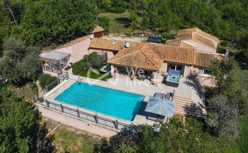 House in Haut Sud, Saint-Maximin-la-Sainte-Baume, France 1