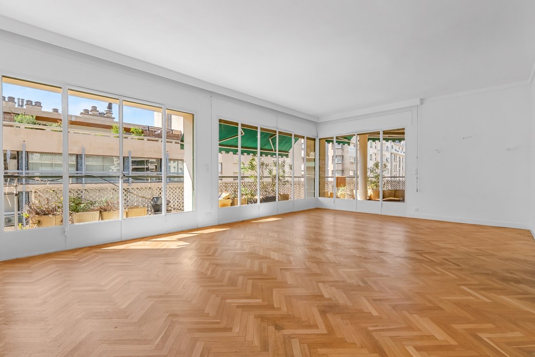 Apartment in Bonneveine, 8e Arrondissement, Marseille 3 - 18936329