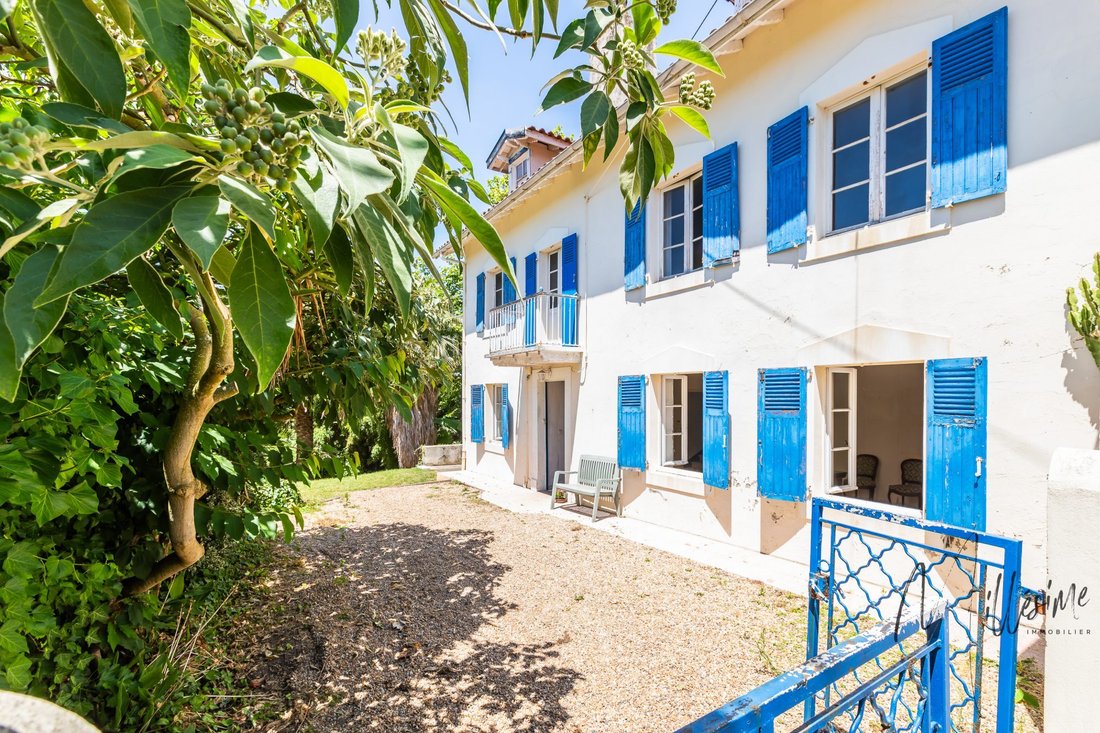 House in Biarritz, Nouvelle-Aquitaine, France 2 - 18195589