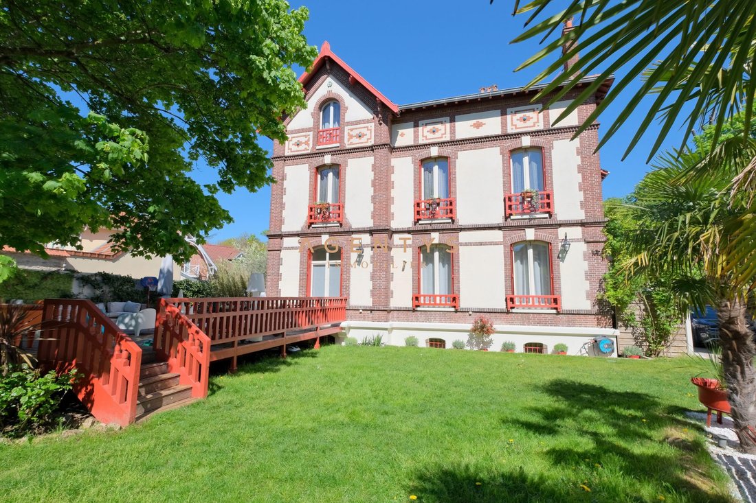 House in Adamville, Saint-Maur-des-Fossés, France 1 - 18936512