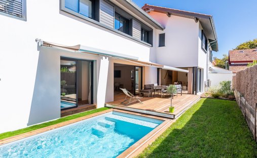 House in Anglet, Nouvelle-Aquitaine, France 1
