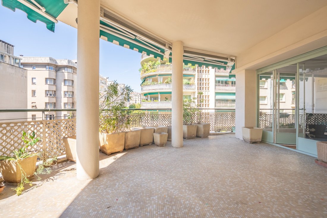 Apartment in Bonneveine, 8e Arrondissement, Marseille 1 - 18936329