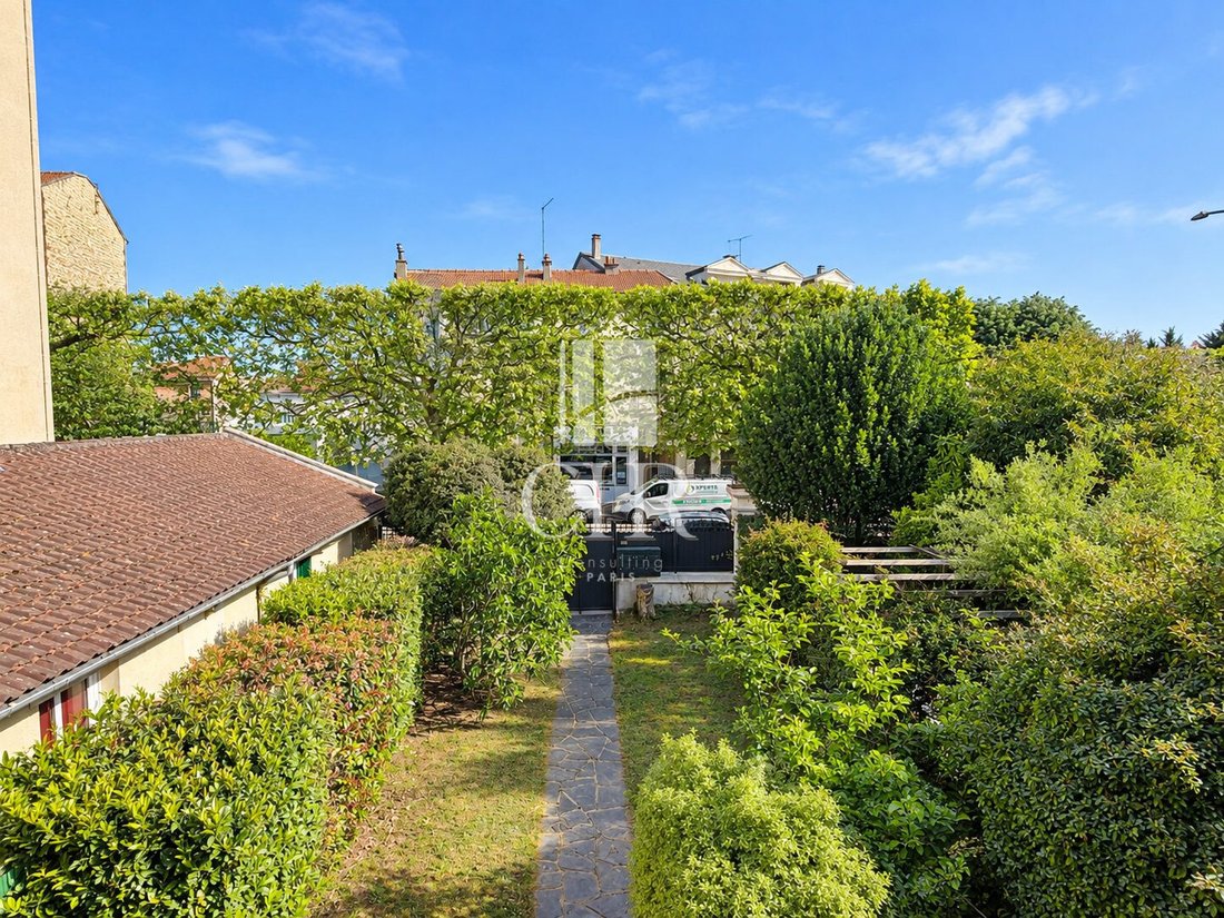 House in Ledru Rollin, Le Perreux-sur-Marne, France 2 - 18936532