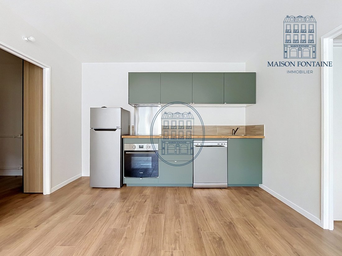 Apartment in Violet Commerce, Paris 15e Arrondissement, Paris 3 - 18665456