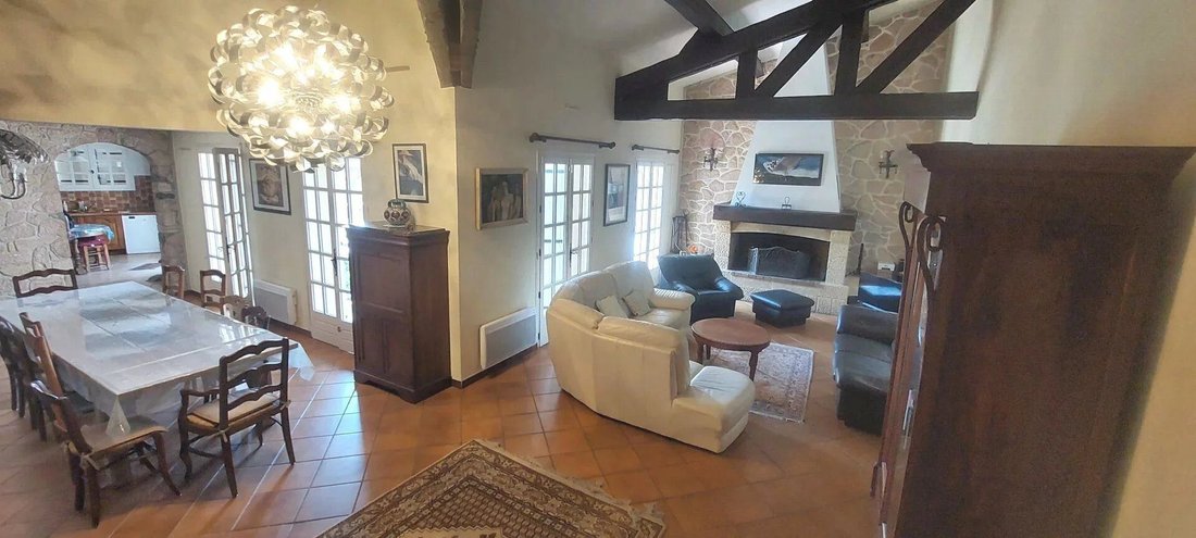 Villa in La Gazelle, Nimes, France 3 - 16822769