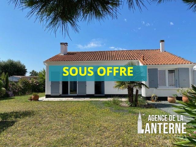House in La Bree-les-Bains, Nouvelle-Aquitaine, France 1 - 18342001