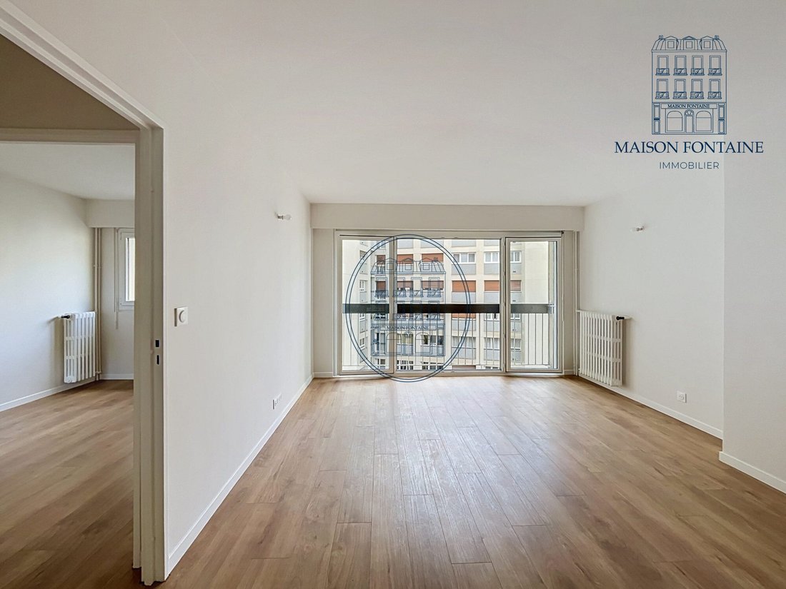 Apartment in Violet Commerce, Paris 15e Arrondissement, Paris 4 - 18665456