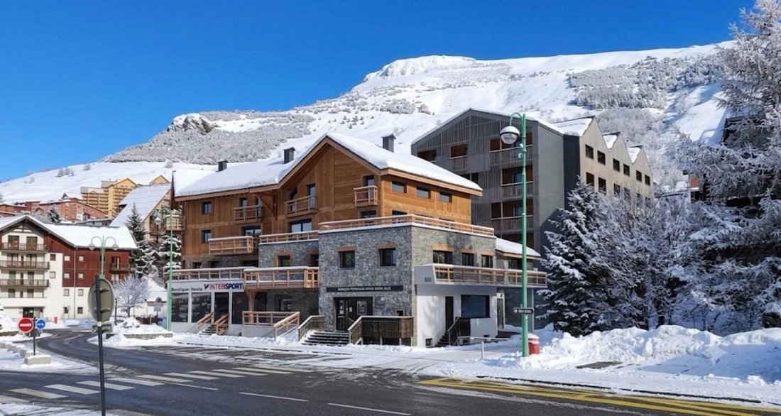 Apartment in Mont-de-Lans, Les Deux Alpes, France 2 - 18936552