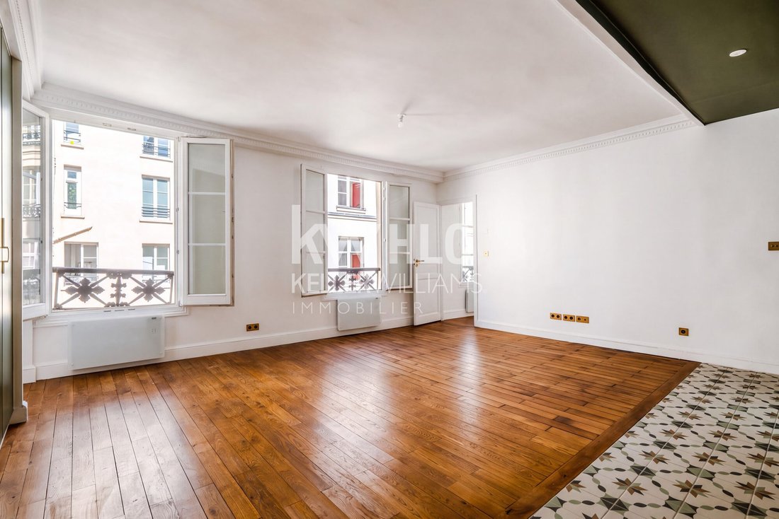 Apartment in Montorgueil-Saint Denis, Paris 2e Arrondissement, Paris 2 - 18936472