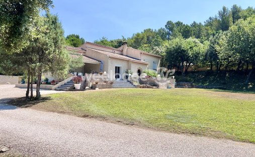 Villa in Lirac, Occitania, France 1